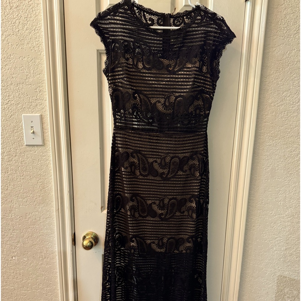 Black lace long dress from B.Smart. sz 4.